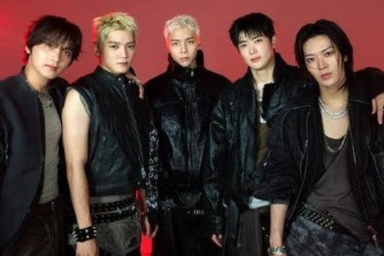 สไตล์โฆษณาย้อนยุคของ NCT 127 ในวิดีโอ 'ASSEMBLE' ขโมยทุกสายตา! เผยโฉมล่าสุดของ NCT 127 ในยุค 'Blingy'